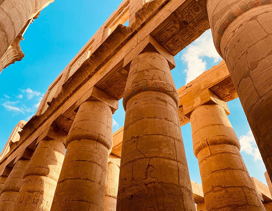 Monet® Travel Artists