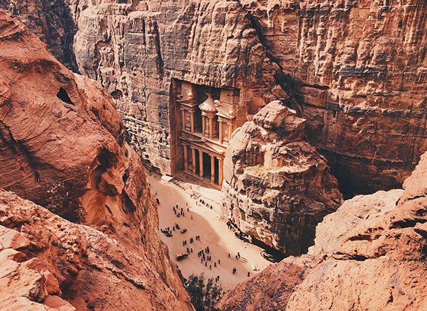 Monet® Travel Artists