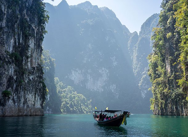 Monet® Travel Artists