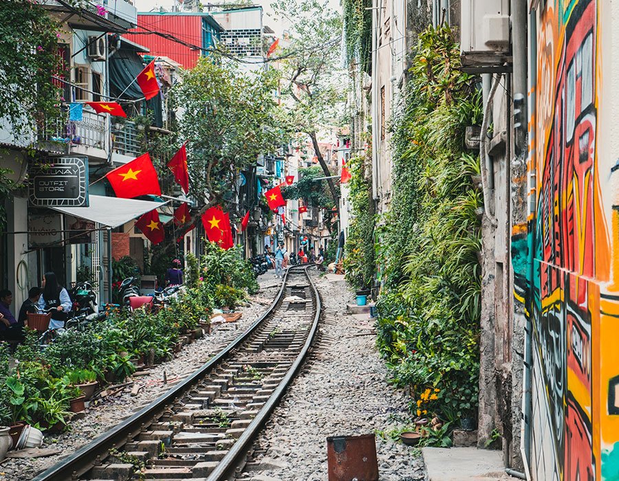 Monet® Travel Artists