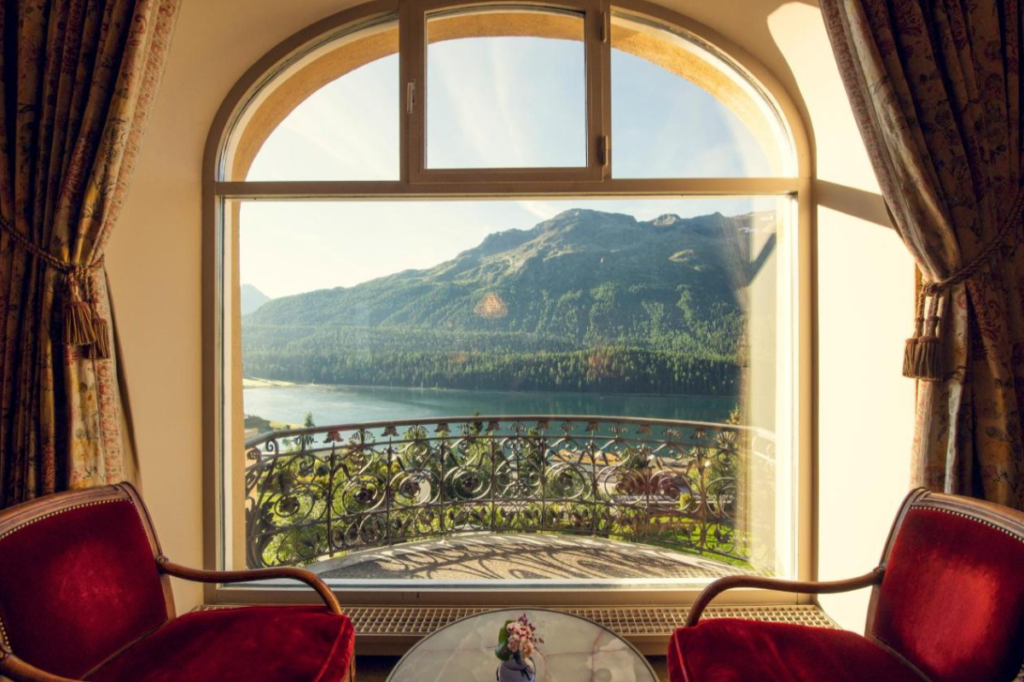 Um roteiro esperto que começa na Suíça e termina na Itália